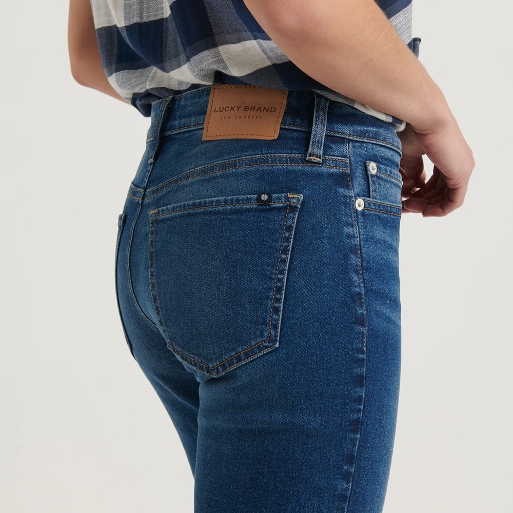 Lucky brand Sweet’n Crop jeans 34 inch waist